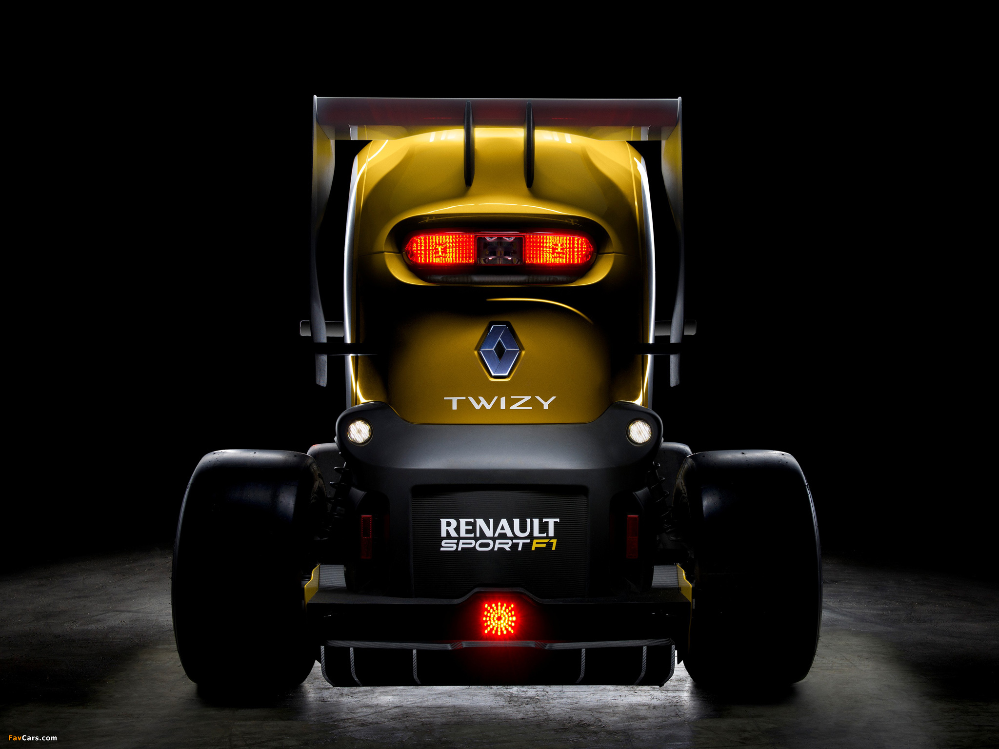 Images of Renault Twizy Z.E. R.S. F1 Concept 2013 (2048 x 1536)