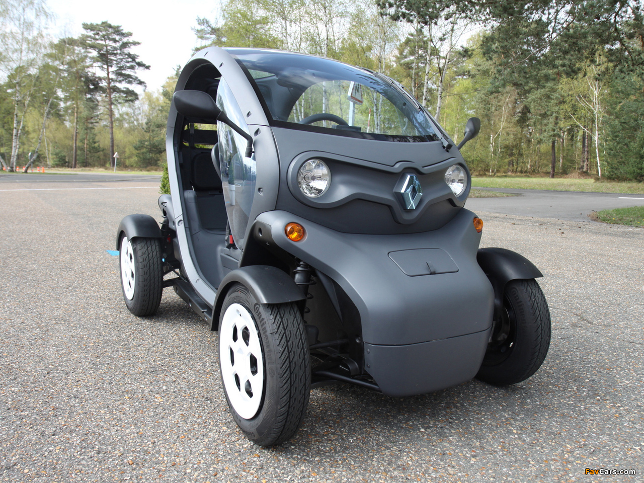 Images of Renault Twizy Z.E. 2010 (1280 x 960)
