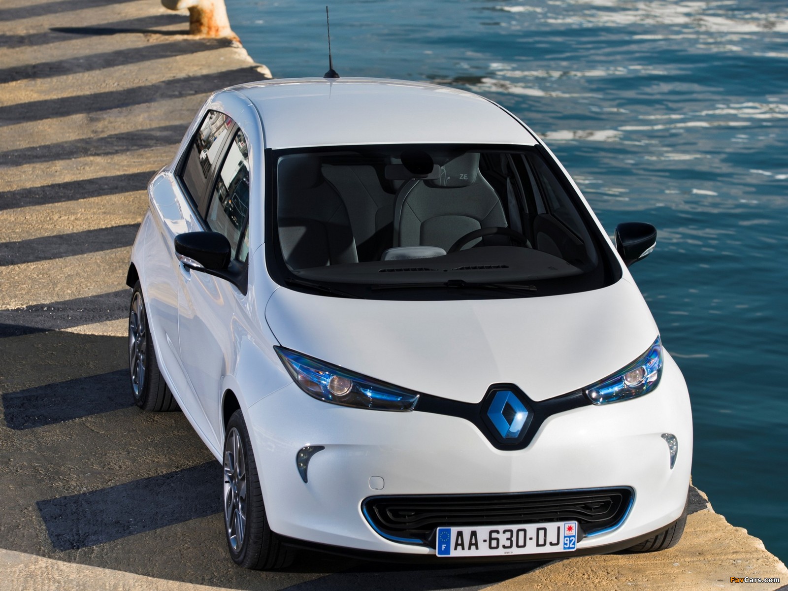 Renault Zoe Z.E. 2012 wallpapers (1600 x 1200)