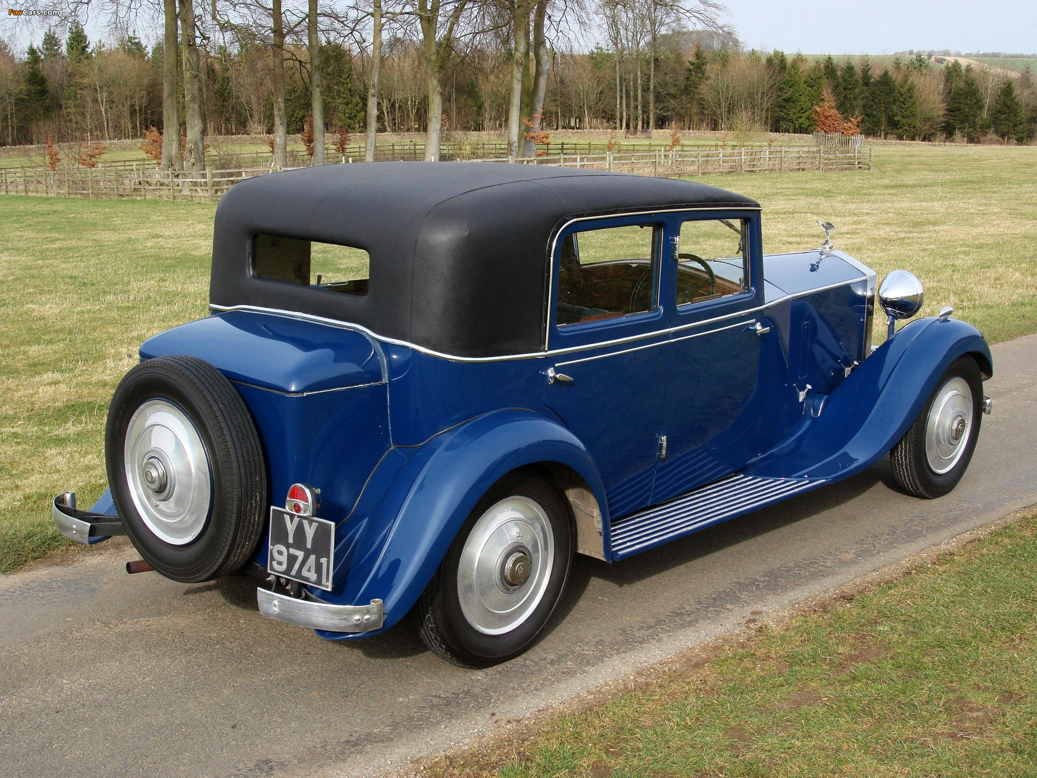 Photos of Rolls-Royce 20/25 HP Sports Saloon by Gurney Nutting 1932 (2048 x 1536)