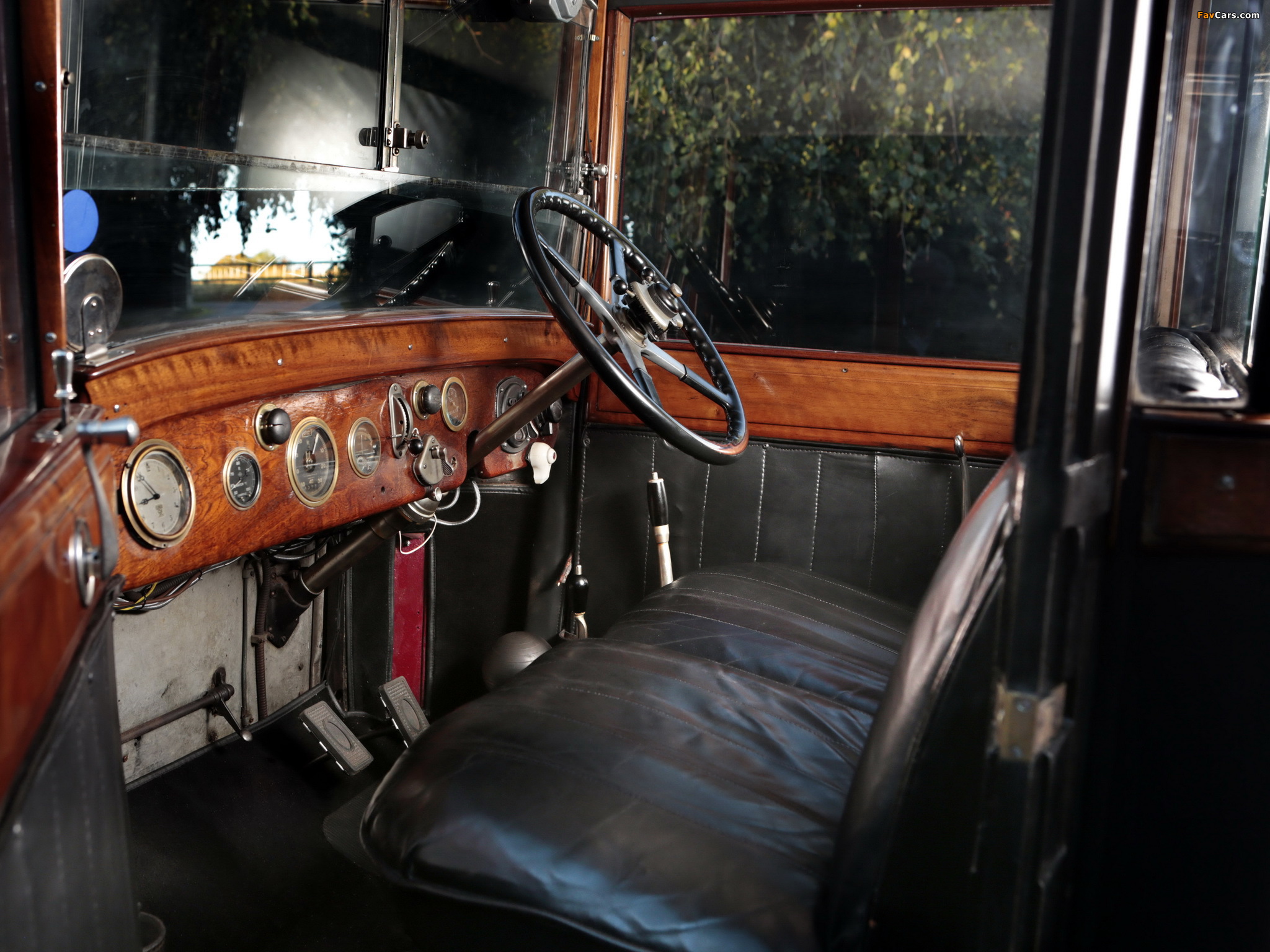 Images of Rolls-Royce 20 HP Limousine by Thrupp & Maberly 1927 (2048 x 1536)