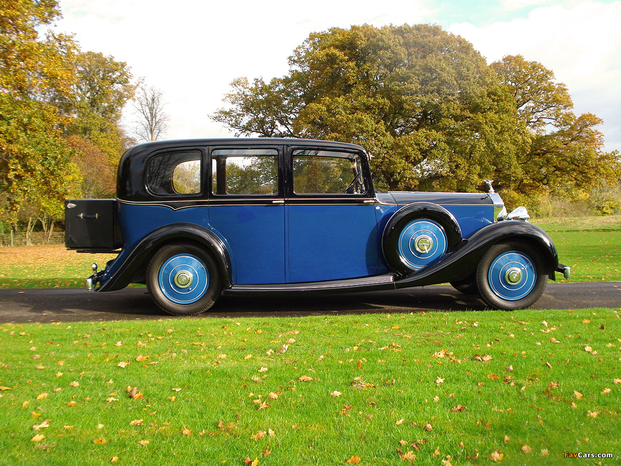 Photos of Rolls-Royce 25/30 HP Limousine by Hooper 1937 (1280 x 960)