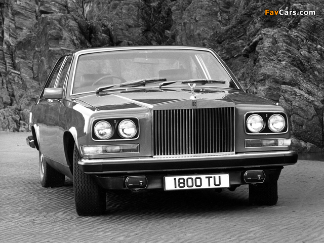 Photos of Rolls-Royce Camargue UK-spec 1975–85 (640 x 480)