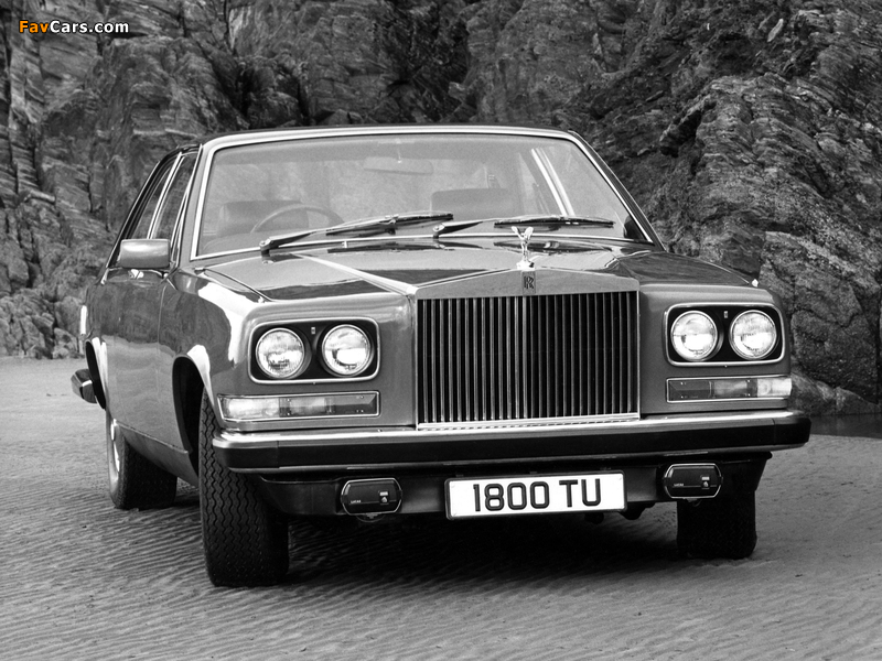 Photos of Rolls-Royce Camargue UK-spec 1975–85 (800 x 600)