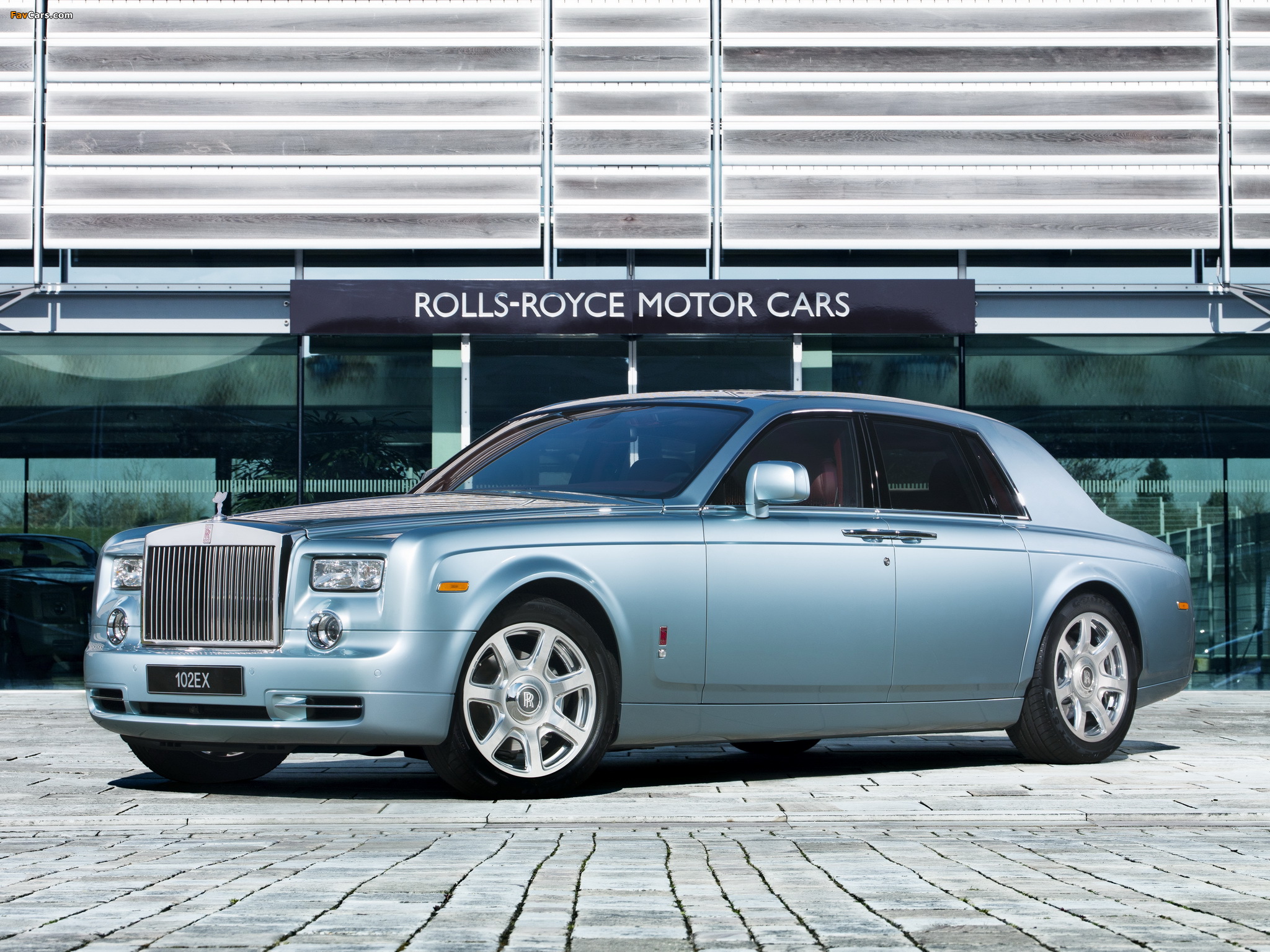 Images of Rolls-Royce 102EX Electric Concept 2011 (2048 x 1536)