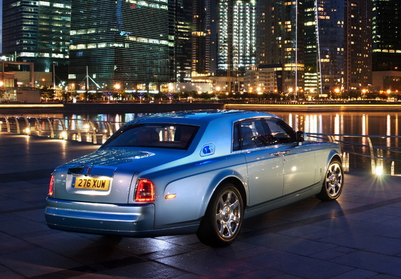 Images of Rolls-Royce 102EX Electric Concept 2011