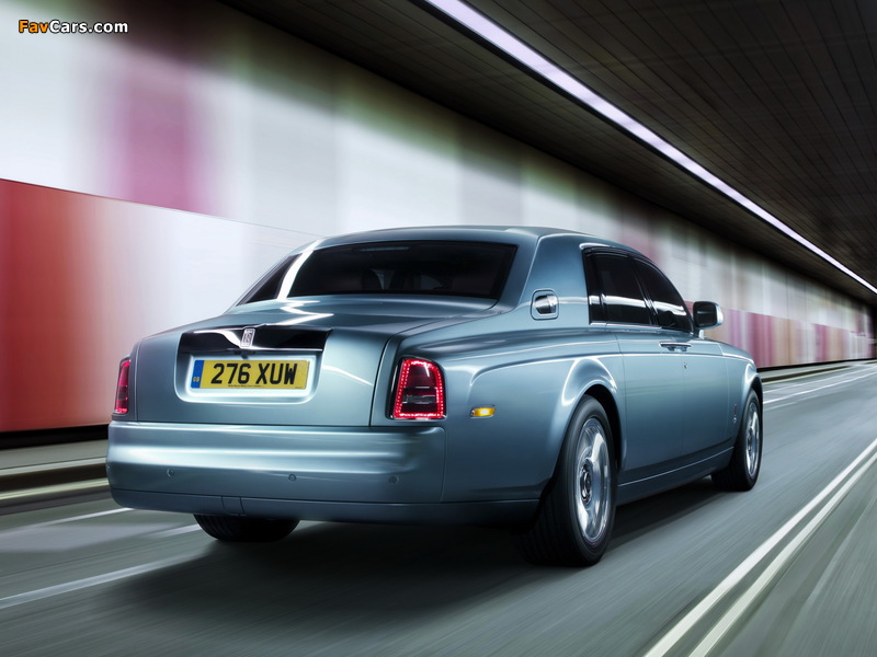 Photos of Rolls-Royce 102EX Electric Concept 2011 (800 x 600)