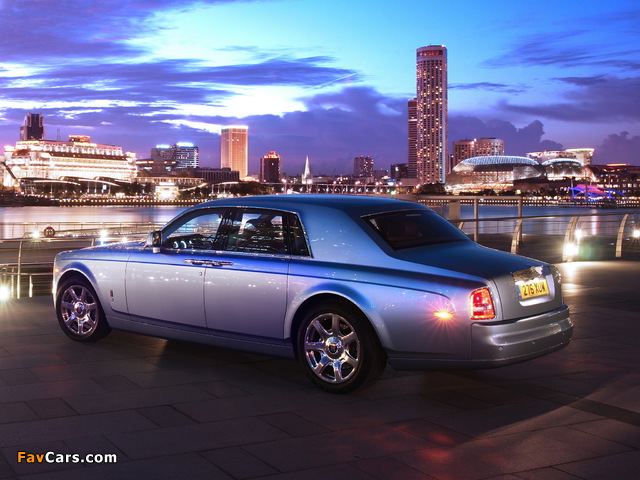 Rolls-Royce 102EX Electric Concept 2011 pictures (640 x 480)