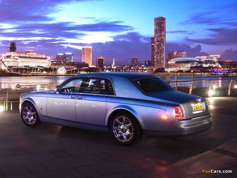 Rolls-Royce 102EX Electric Concept 2011 pictures (800 x 600)