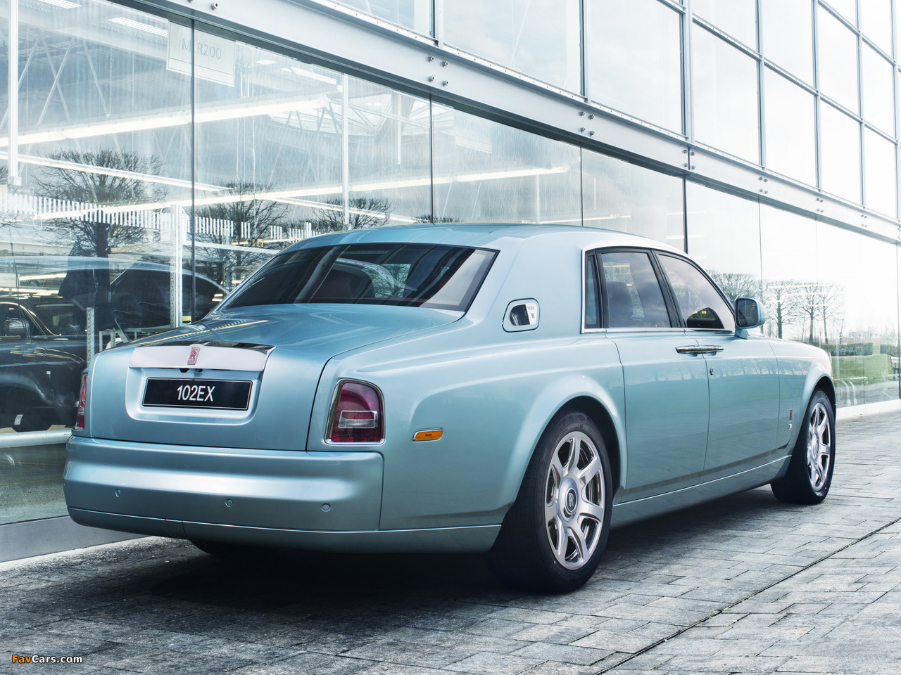 Rolls-Royce 102EX Electric Concept 2011 wallpapers (1280 x 960)