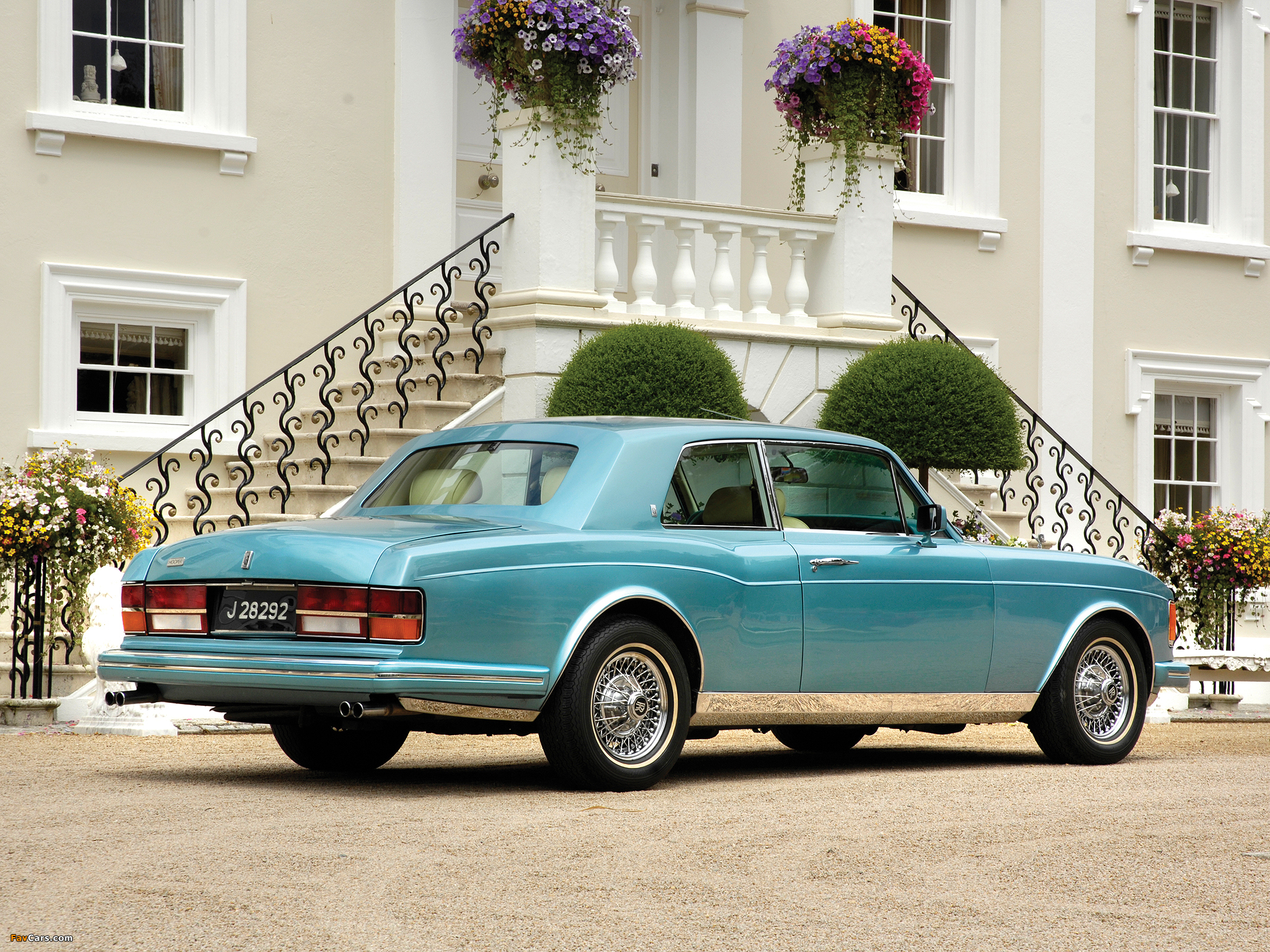 Photos of Rolls-Royce Corniche Hooper Coupe 1980 (2048 x 1536)