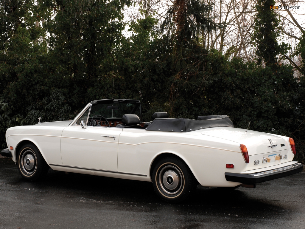 Pictures of Rolls-Royce Corniche Convertible 1977–87 (1024 x 768)