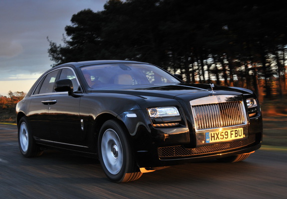 Images of Rolls-Royce Ghost UK-spec 2009–14
