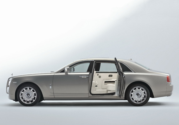 Images of Rolls-Royce Ghost EWB 2011–14