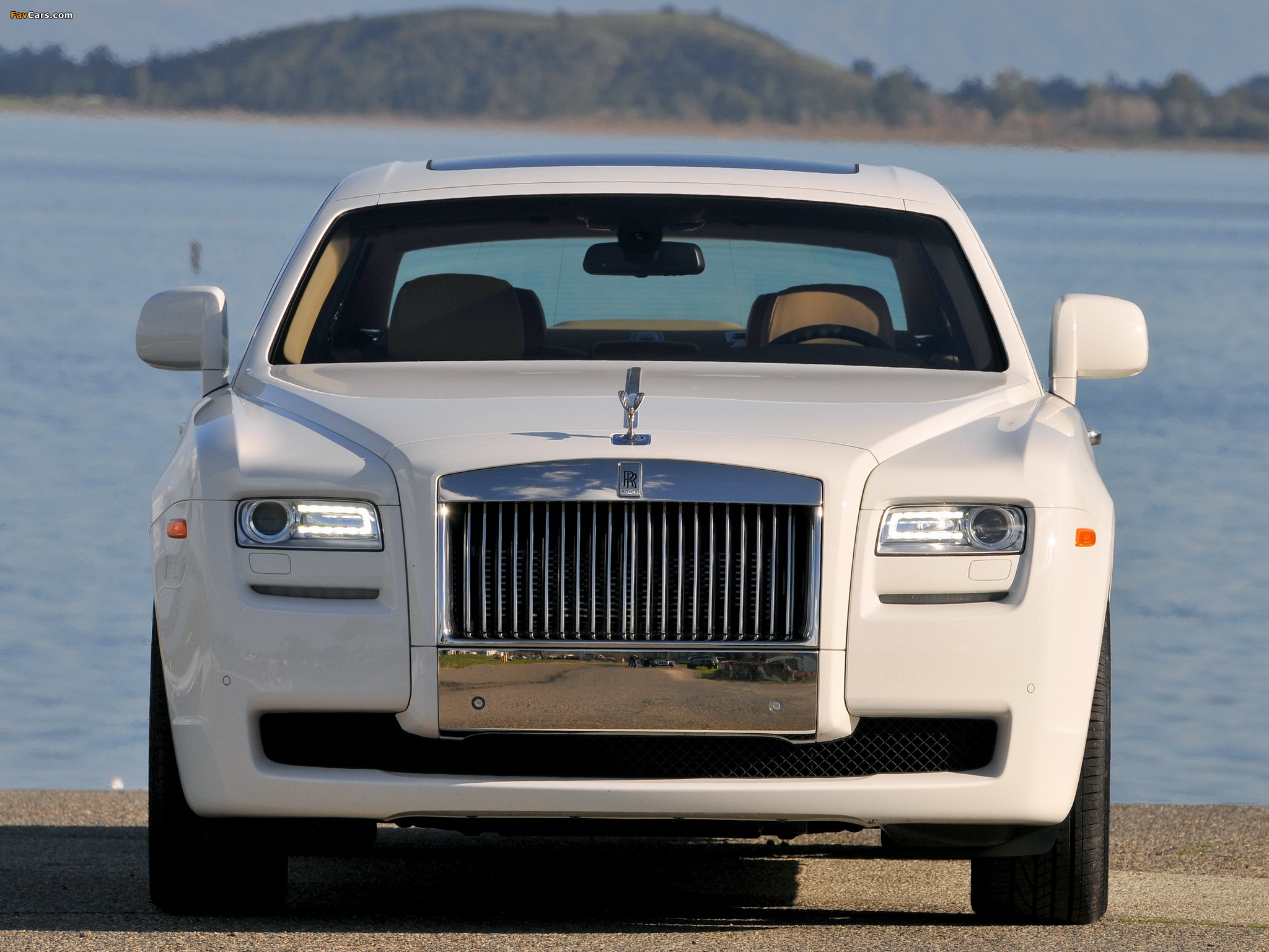Photos of Rolls-Royce Ghost US-spec 2009–14 (2048 x 1536)