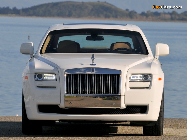 Photos of Rolls-Royce Ghost US-spec 2009–14 (640 x 480)