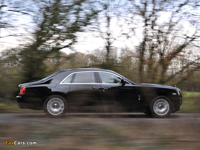 Photos of Rolls-Royce Ghost UK-spec 2009 (640 x 480)