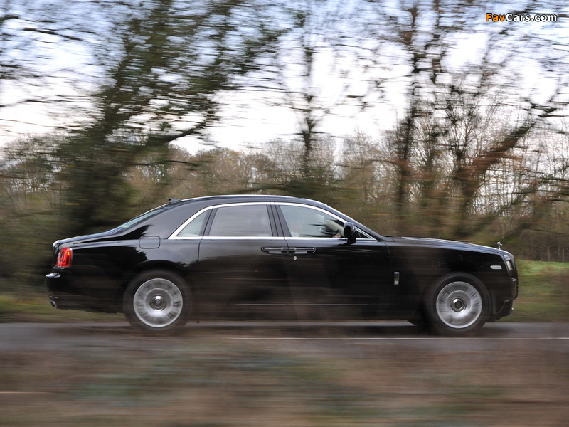 Photos of Rolls-Royce Ghost UK-spec 2009 (800 x 600)