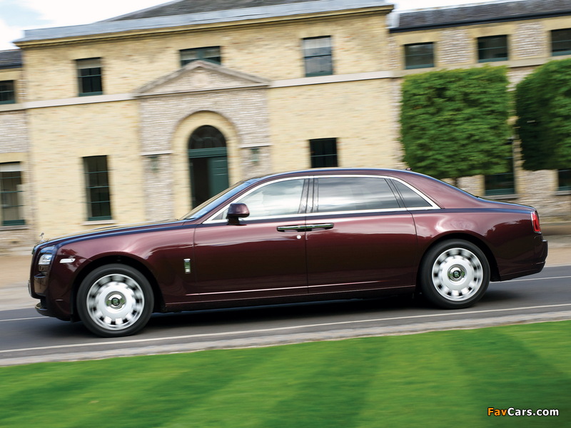 Pictures of Rolls-Royce Ghost Extended Wheelbase 2011 (800 x 600)
