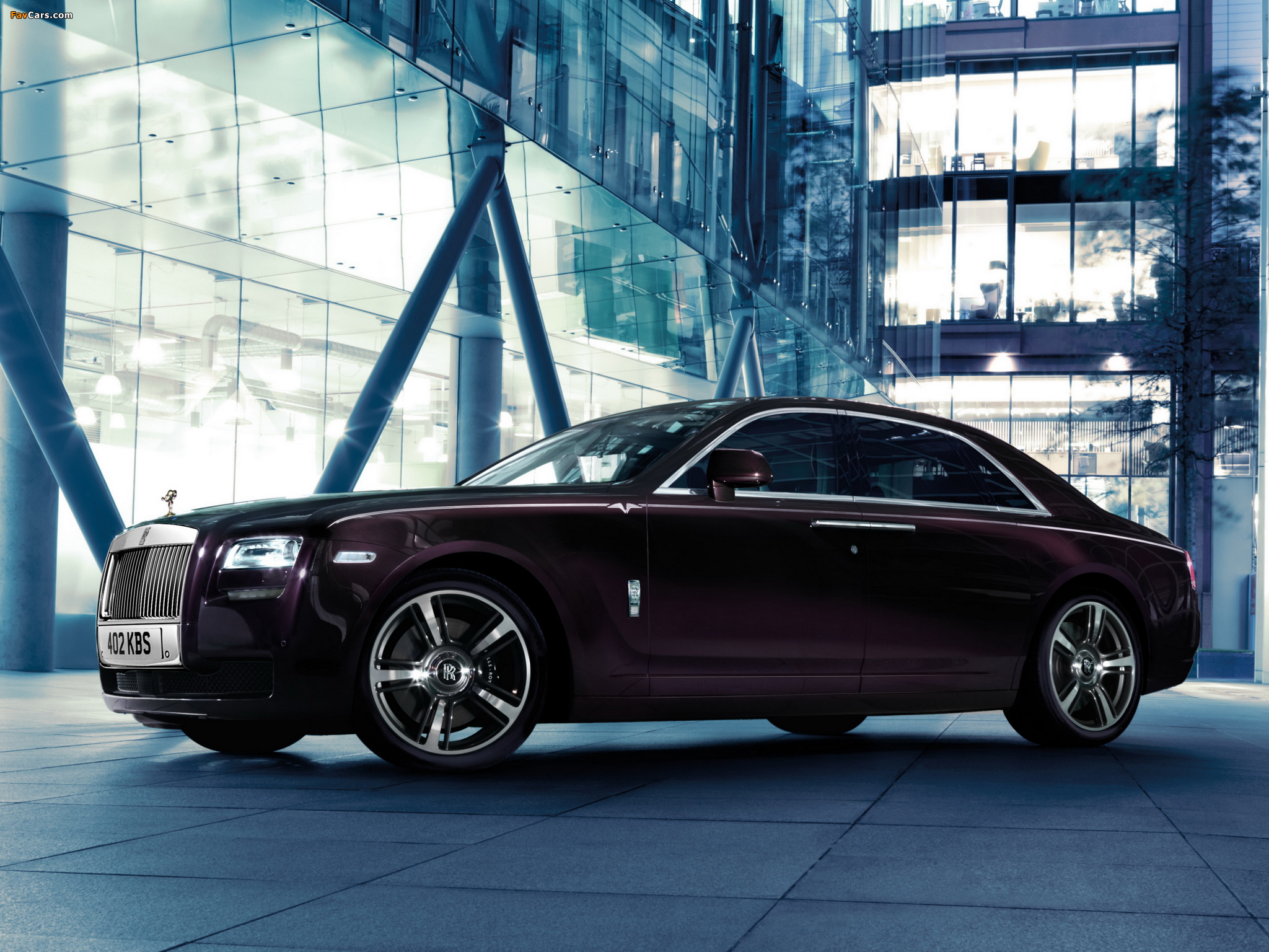 Rolls-Royce Ghost V-Specification 2014 images (2048 x 1536)