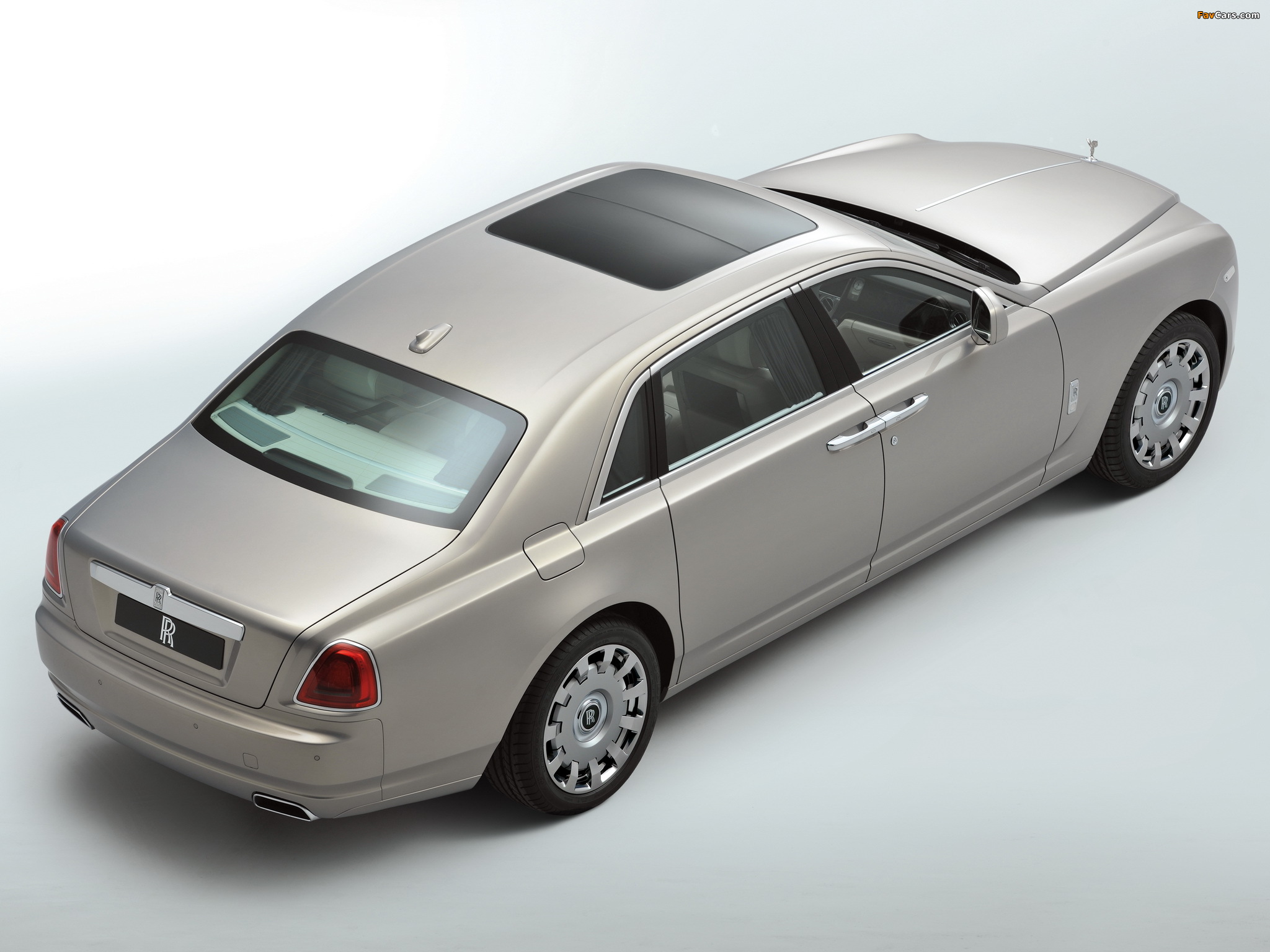 Rolls-Royce Ghost Extended Wheelbase 2011 pictures (2048 x 1536)
