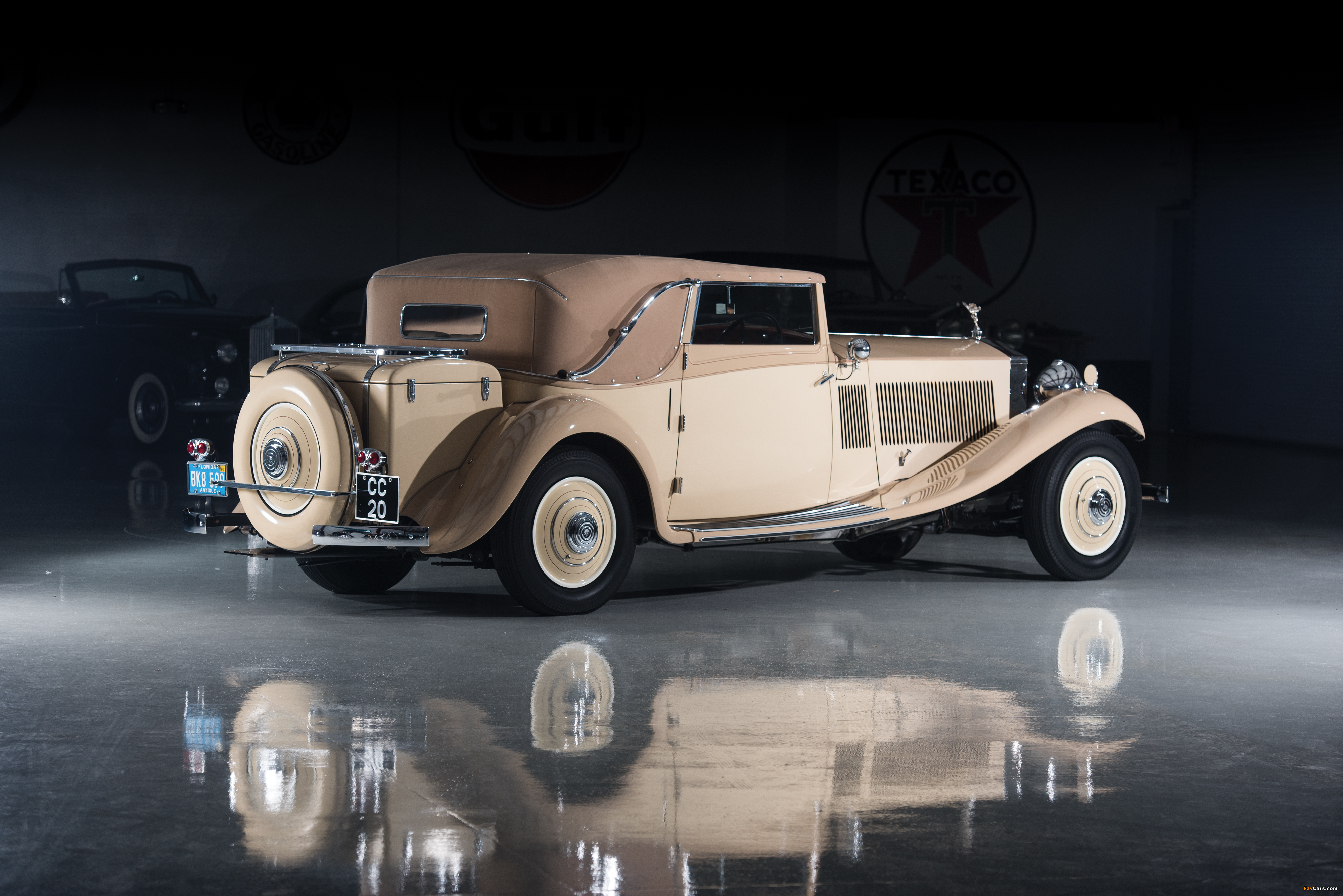 Images of Rolls-Royce Phantom II Continental Owen Sedanca Coupe by Gurney Nutting 1934 (4000 x 2670)