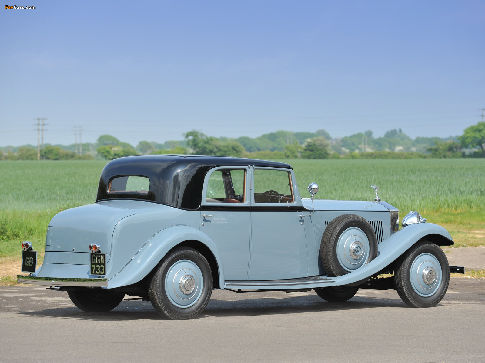 Images of Rolls-Royce Phantom II 40/50 HP Continental Saloon by Barker 1934 (1600 x 1200)