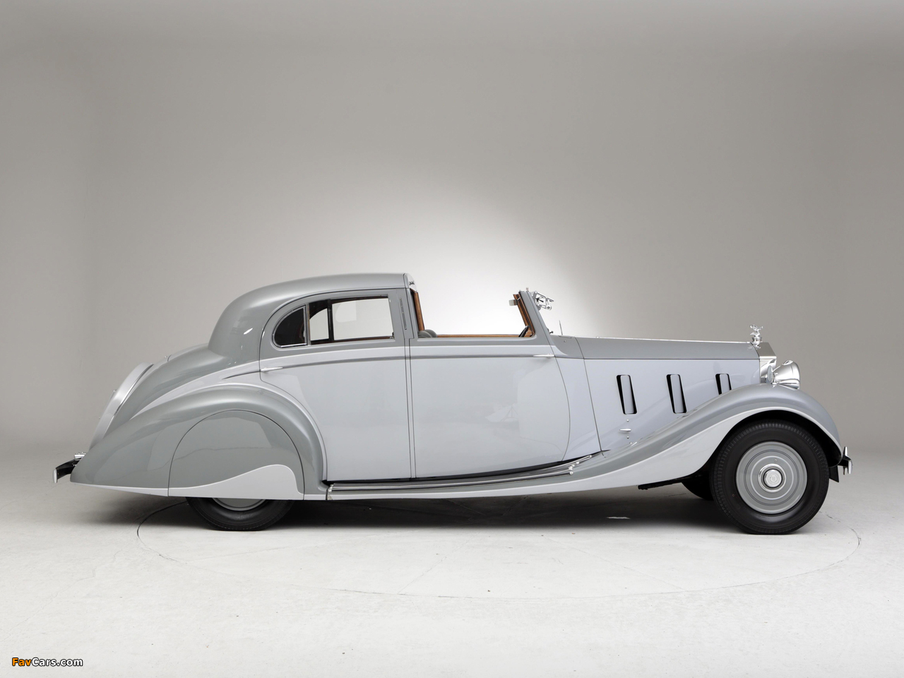 Images of Rolls-Royce Phantom III Sports Sedanca de Ville by Gurney Nutting 1937 (1280 x 960)