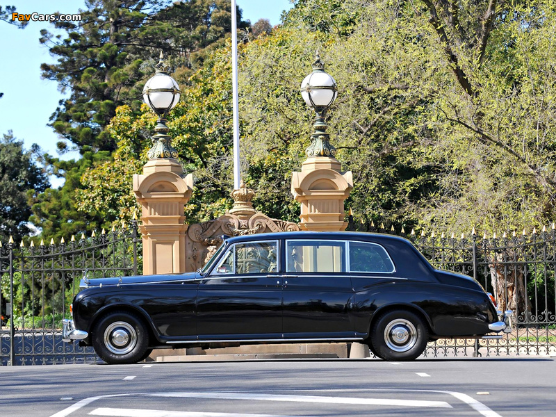 Images of Rolls-Royce Phantom V Park Ward Limousine 1963–68 (800 x 600)