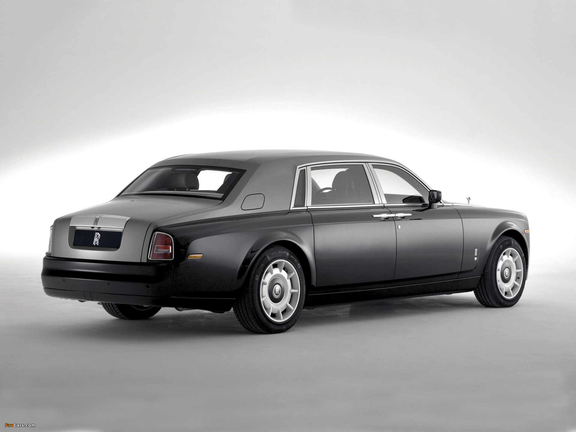 Images of Rolls-Royce Phantom EWB 2005–09 (1920 x 1440)