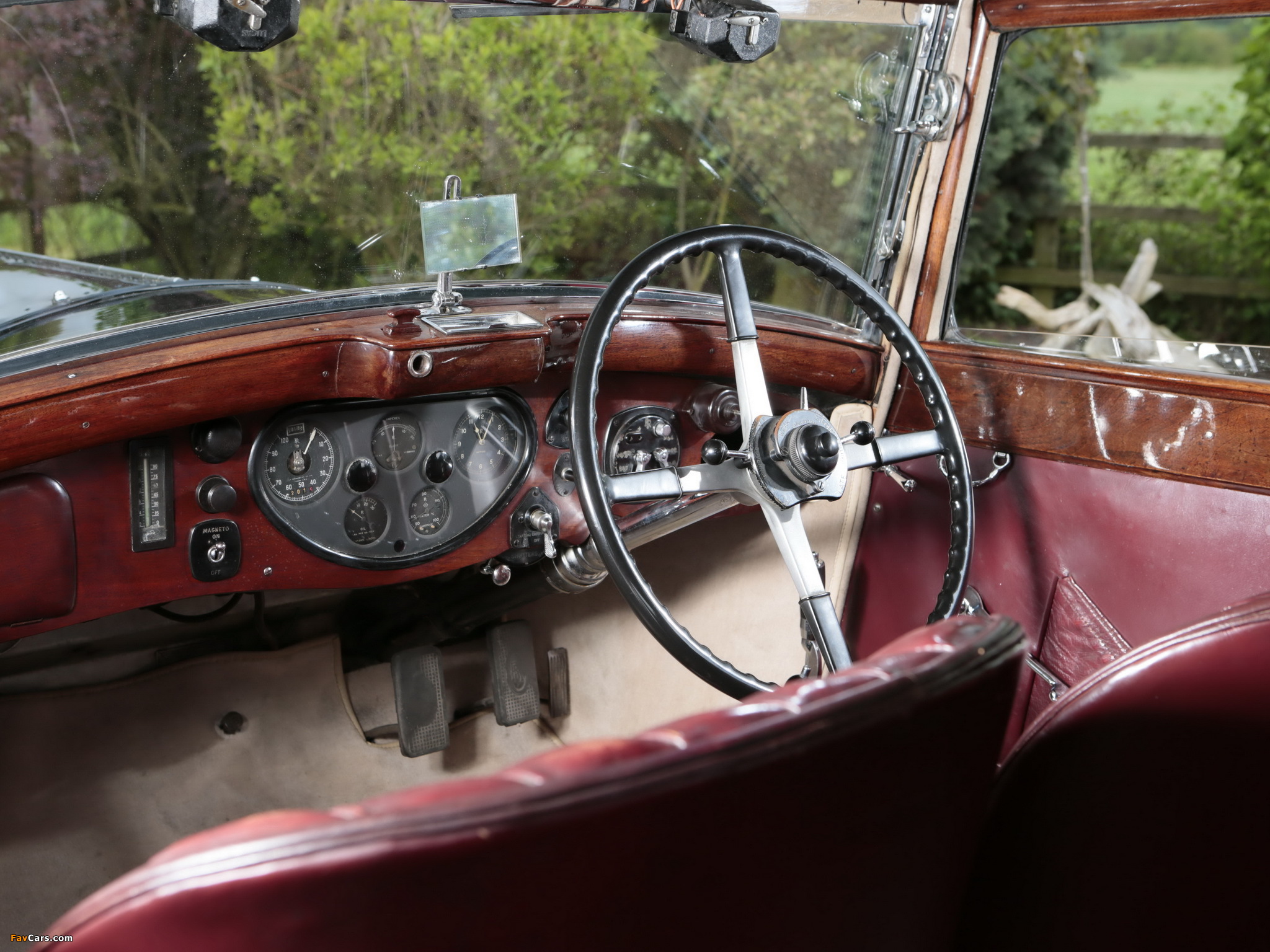 Photos of Rolls-Royce Phantom II Continental Touring Saloon by Mulliner 1931 (2048 x 1536)