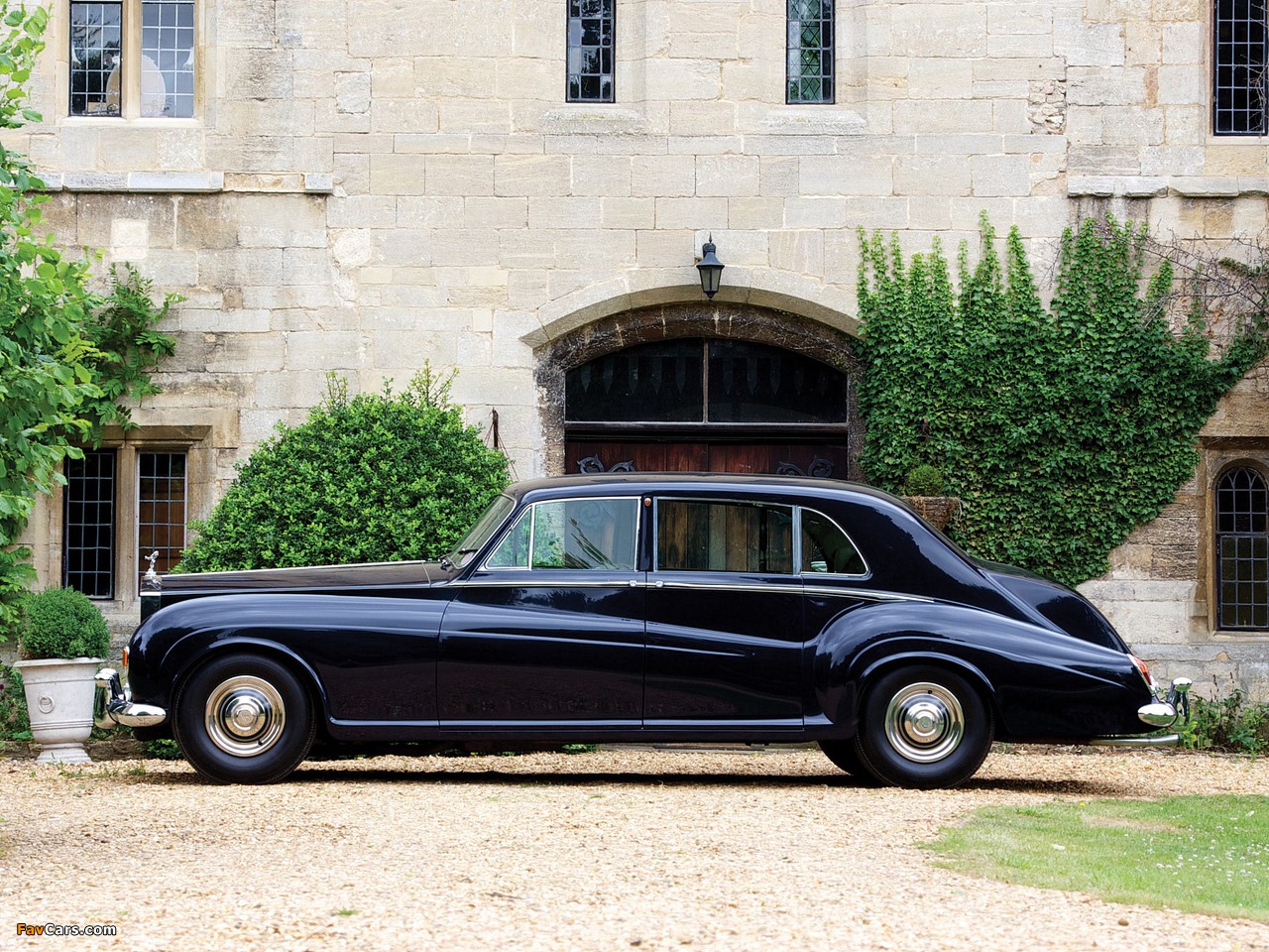 Photos of Rolls-Royce Phantom V Limousine by James Young 1959–63 (1280 x 960)