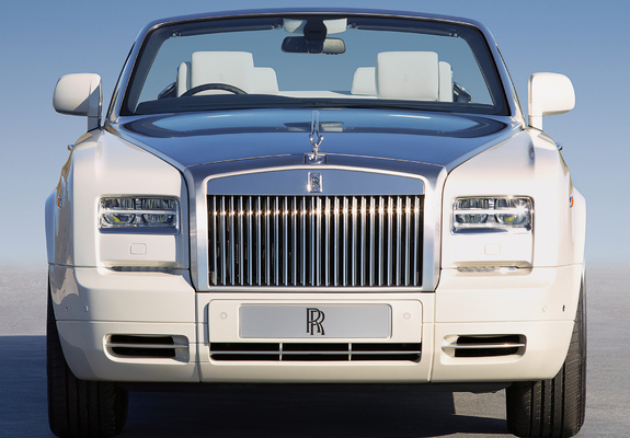 Photos of Rolls-Royce Phantom Drophead Coupe UK-spec 2012