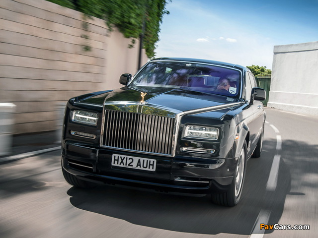 Photos of Rolls-Royce Phantom EWB 2012 (640 x 480)