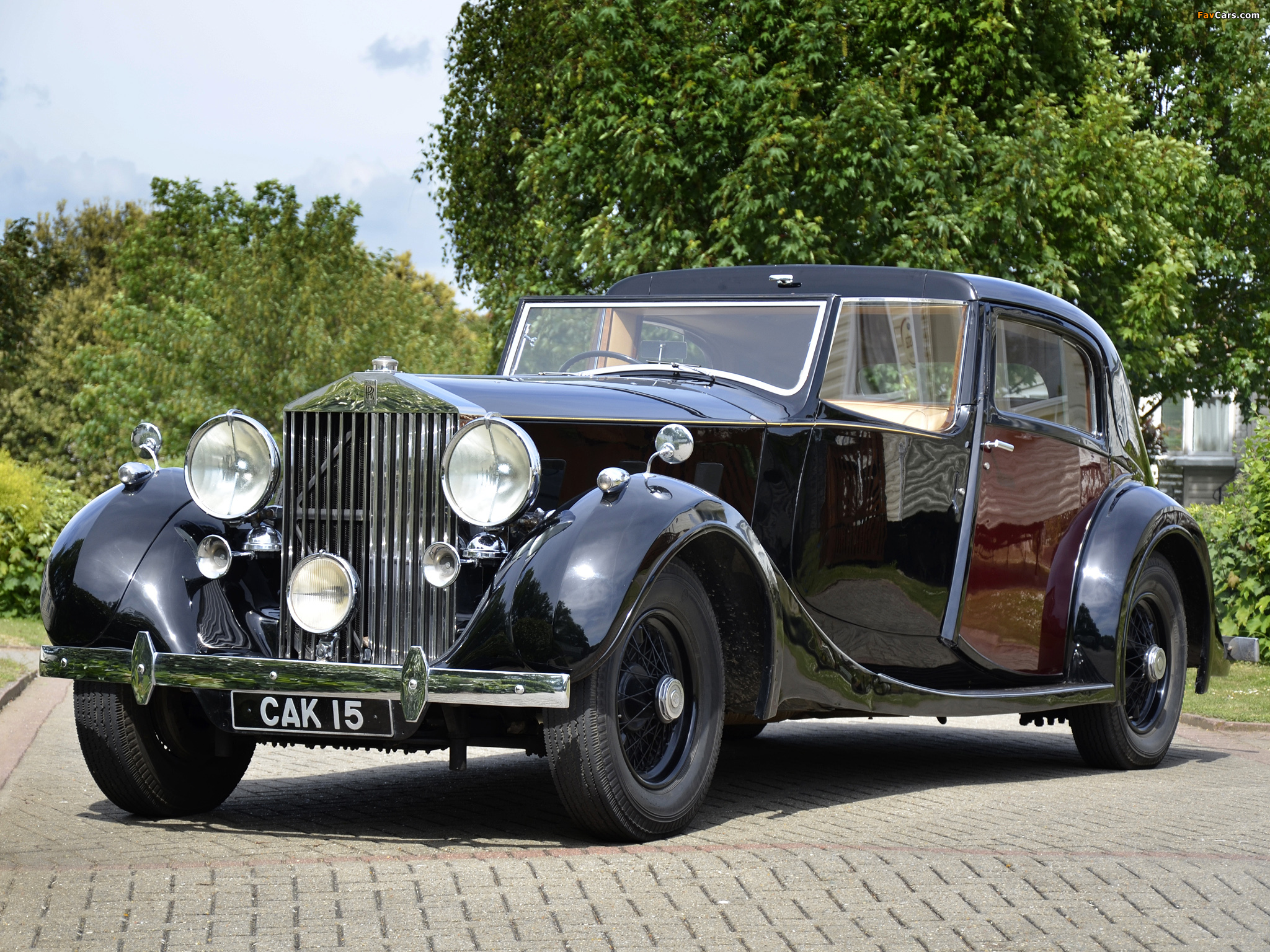 Photos of Rolls-Royce Phantom Sedanca de Ville (III) 1937 (2048 x 1536)
