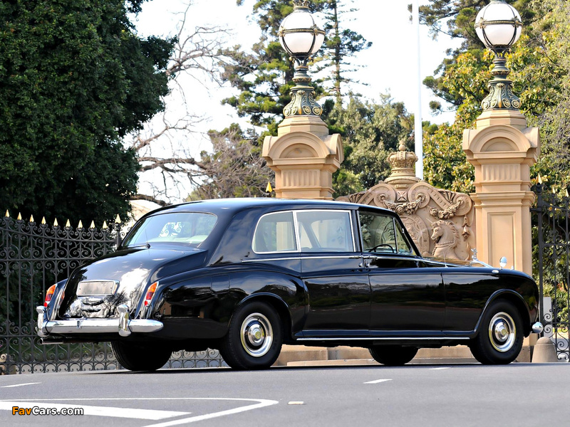 Photos of Rolls-Royce Phantom V Park Ward Limousine 1963–68 (800 x 600)