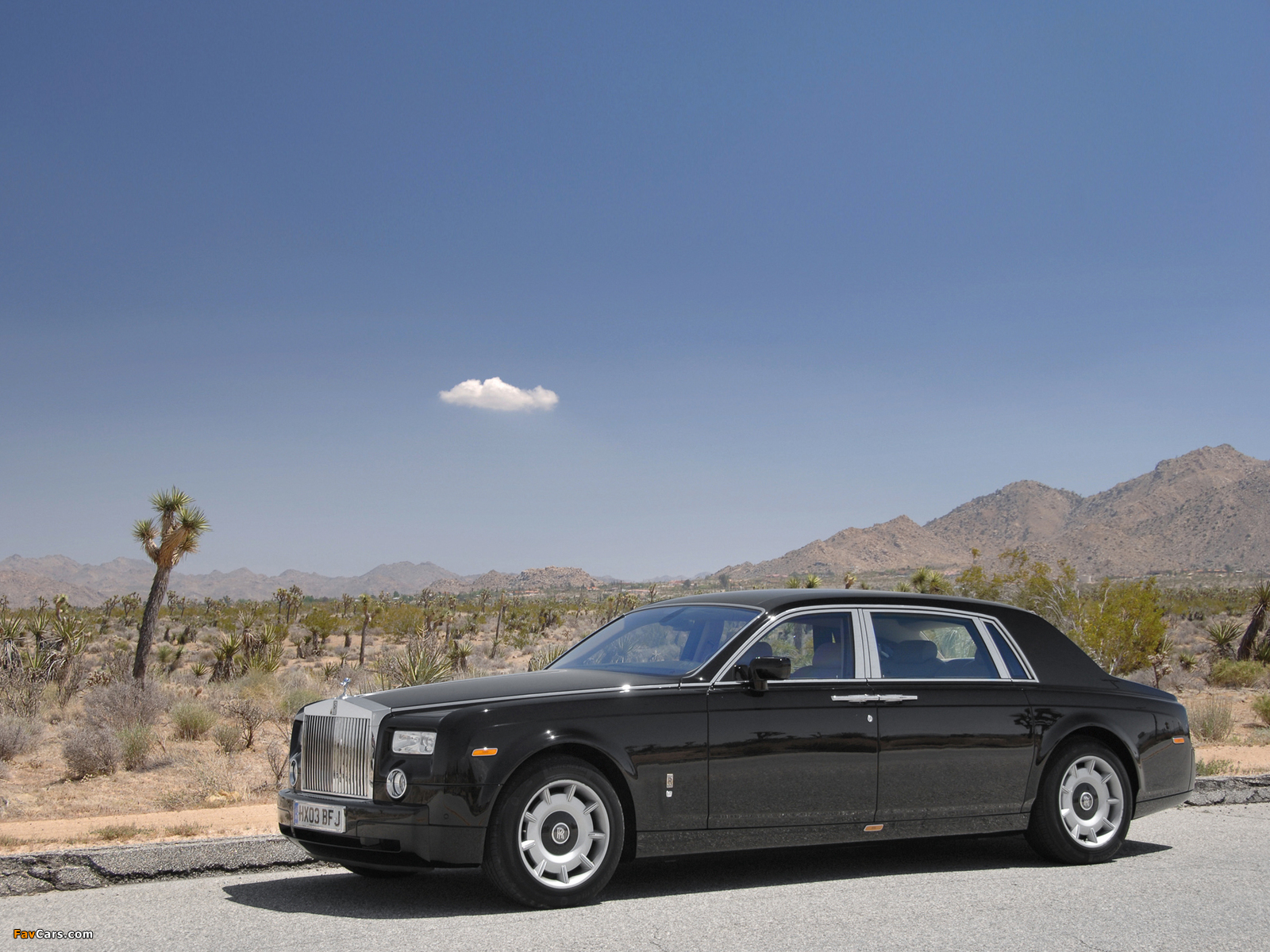 Photos of Rolls-Royce Phantom EWB 2005–09 (1600 x 1200)