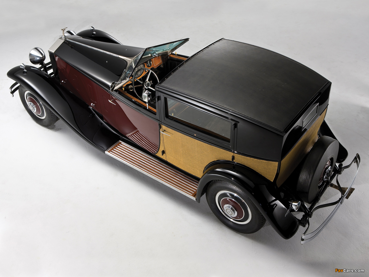 Pictures of Rolls-Royce Phantom II Special Town Car by Brewster 1933 (1280 x 960)