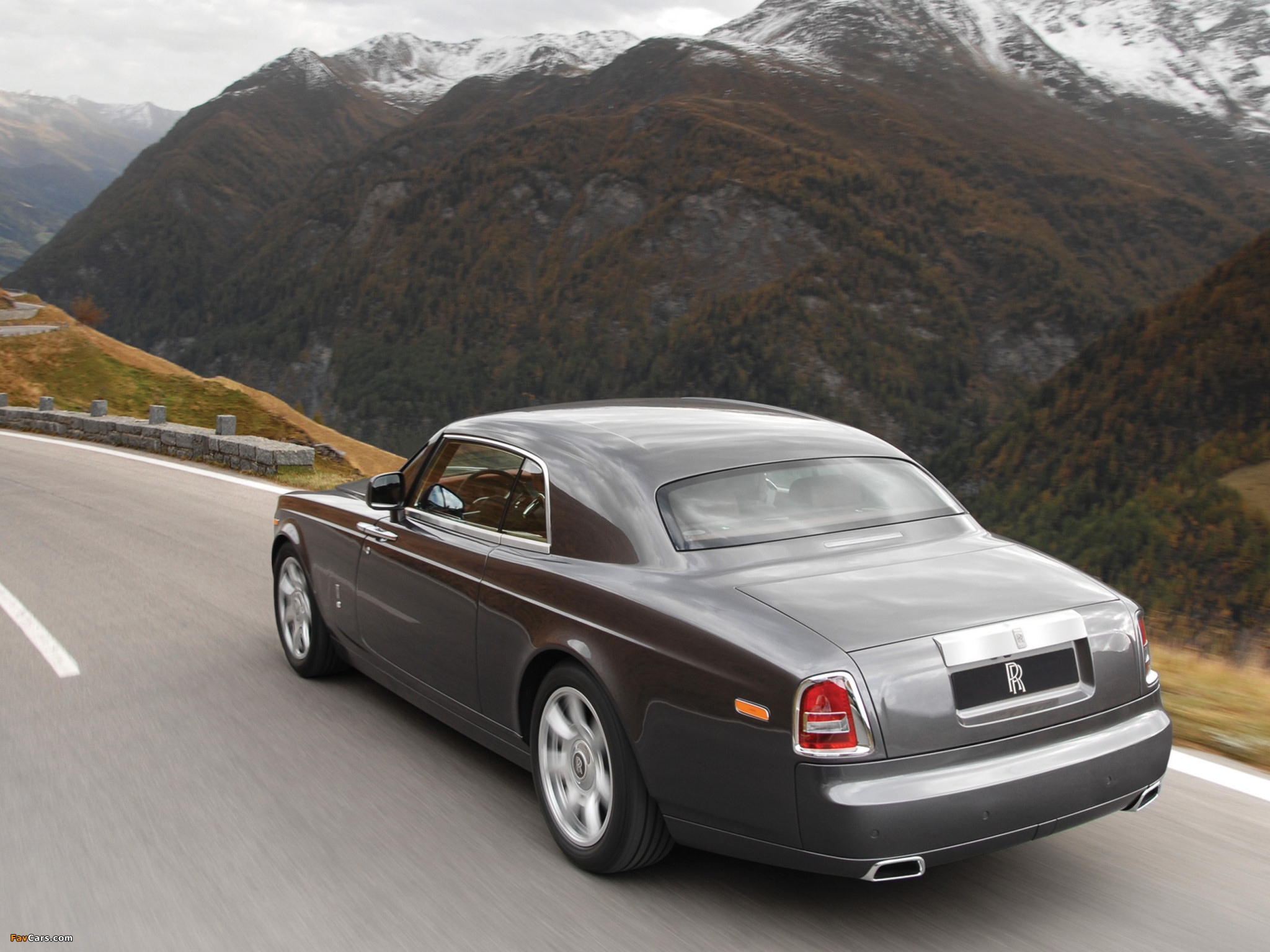 Pictures of Rolls-Royce Phantom Coupe 2009–12 (2048 x 1536)