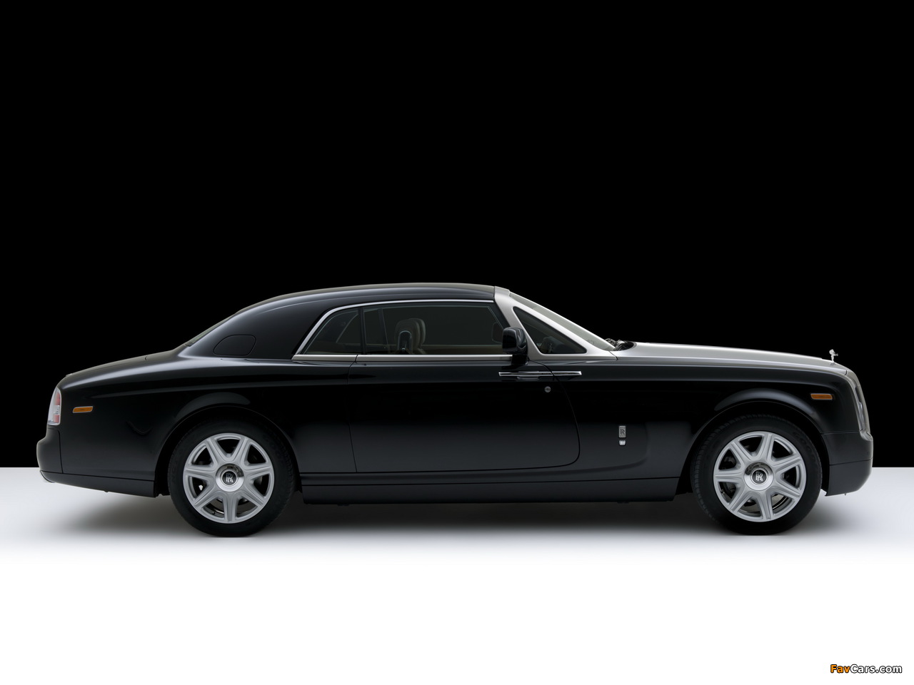 Pictures of Rolls-Royce Phantom Coupe UK-spec 2009–12 (1280 x 960)