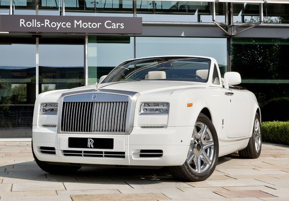 Pictures of Rolls-Royce Phantom Drophead Coupe London 2012 2012