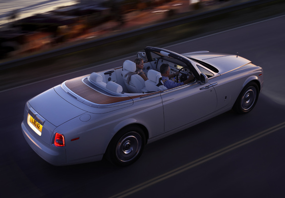 Pictures of Rolls-Royce Phantom Drophead Coupe UK-spec 2012