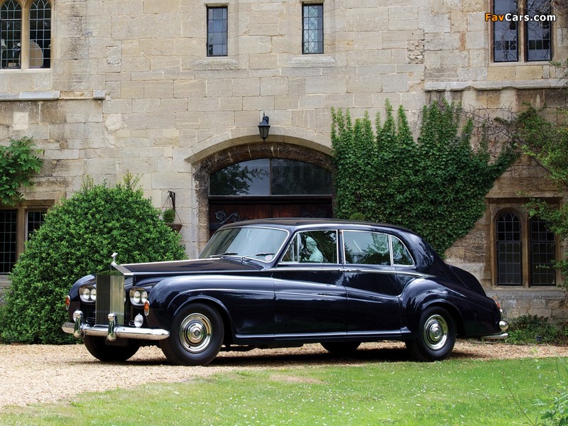 Pictures of Rolls-Royce Phantom V Limousine by James Young 1959–63 (800 x 600)