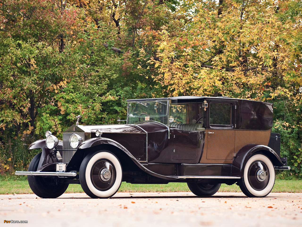 Rolls-Royce Phantom I Brougham Limousine de Ville 1927 wallpapers (1280 x 960)