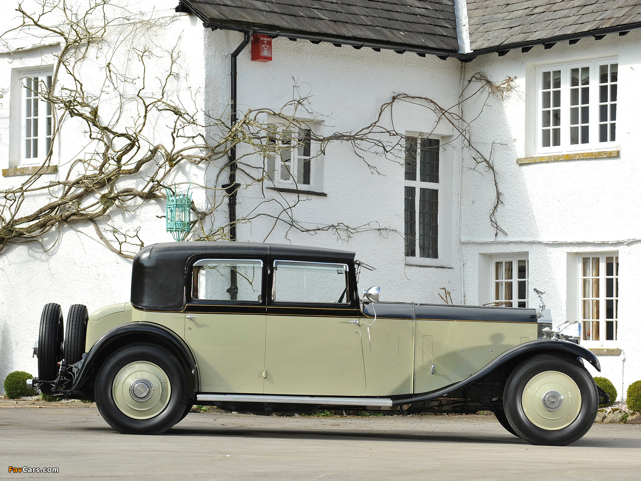 Rolls-Royce Phantom II 40/50 HP Saloon Limousine by Barker 1931 images (1280 x 960)