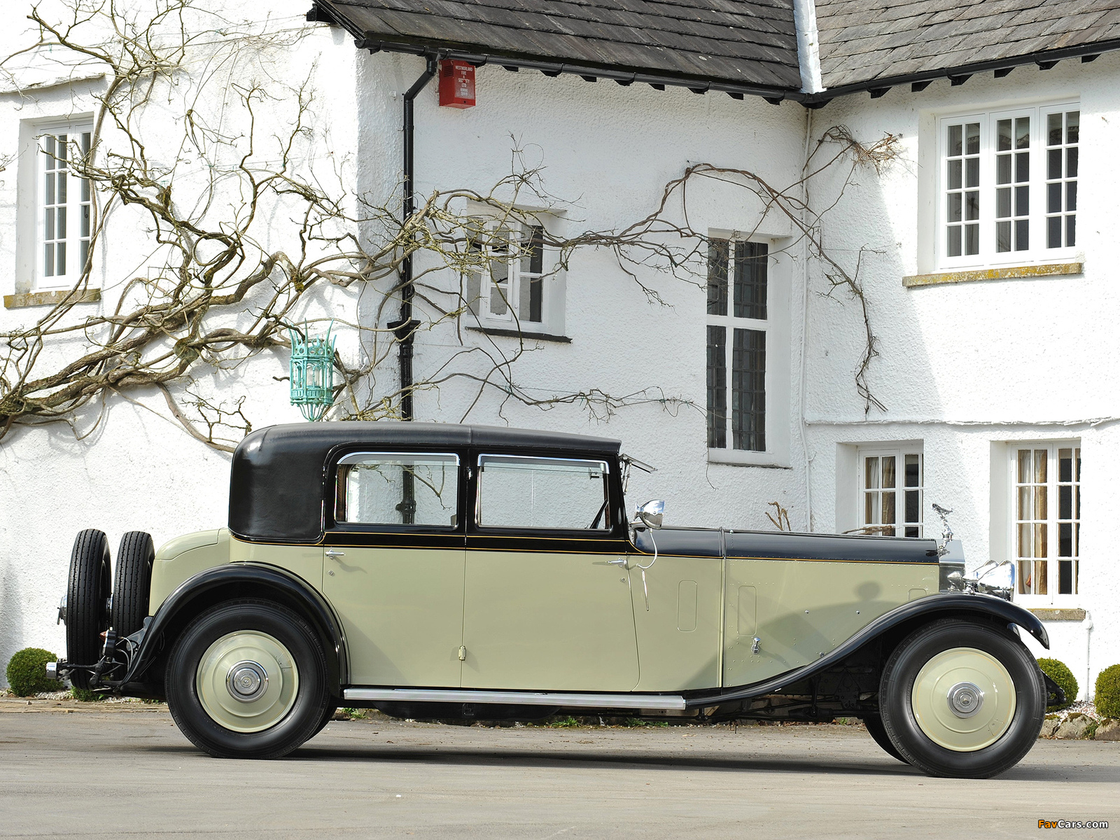 Rolls-Royce Phantom II 40/50 HP Saloon Limousine by Barker 1931 images (1600 x 1200)