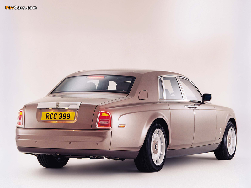 Rolls-Royce Phantom UK-spec 2003–09 photos (800 x 600)