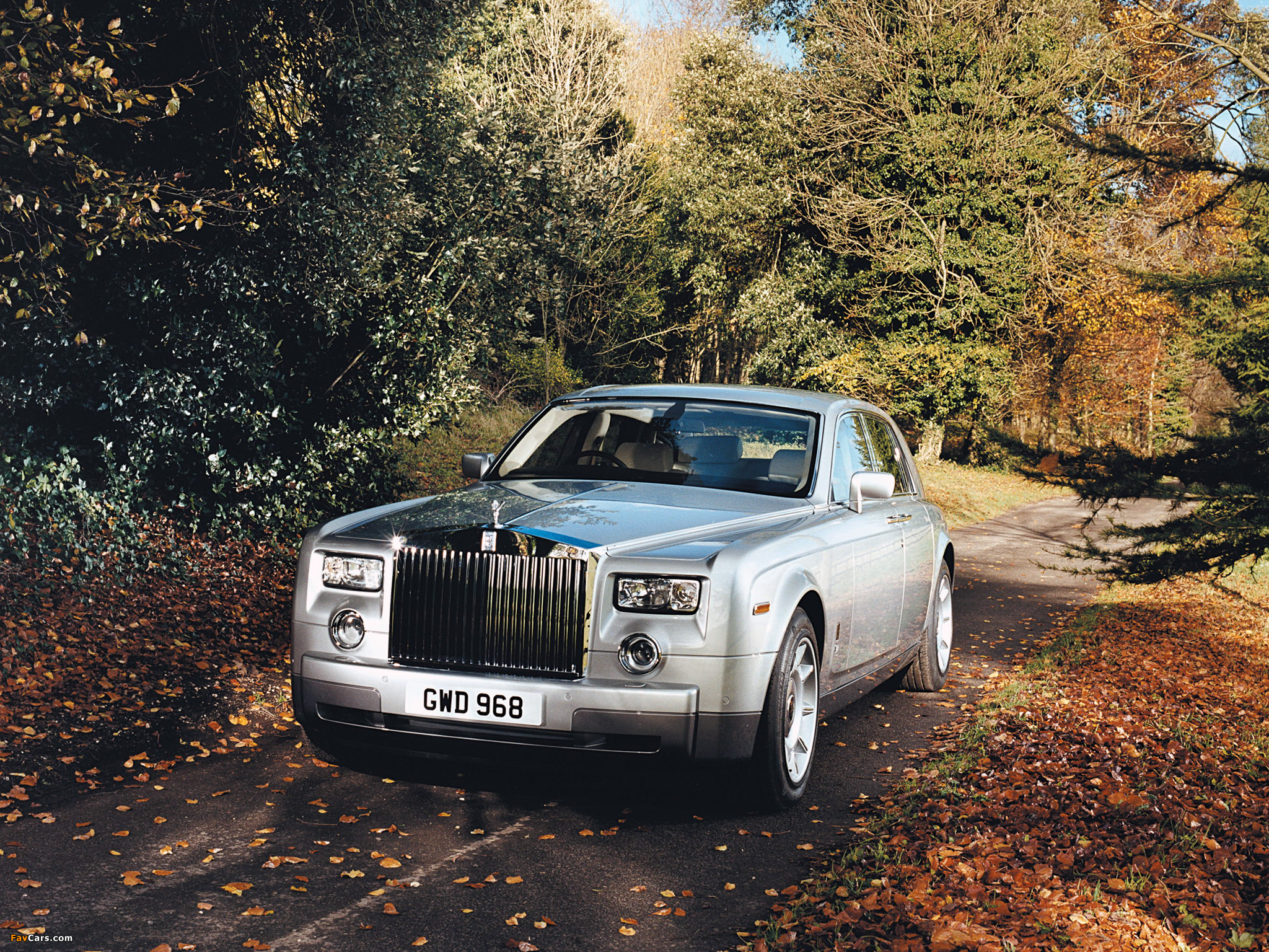 Rolls-Royce Phantom UK-spec 2003–09 photos (2048 x 1536)