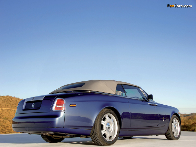 Rolls-Royce Phantom Drophead Coupe UK-spec 2008–12 photos (800 x 600)