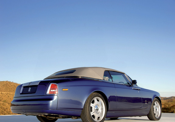 Rolls-Royce Phantom Drophead Coupe UK-spec 2008–12 photos